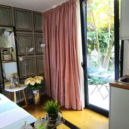 The Gallery Apartment