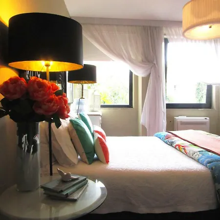 The Gallery Apartment *