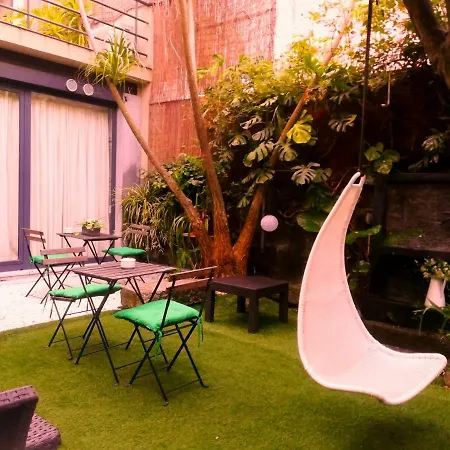 The Gallery Apartment *