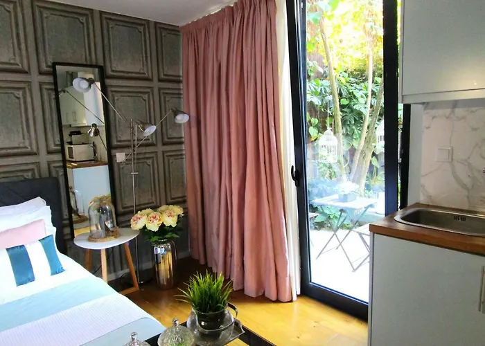 The Gallery Apartment